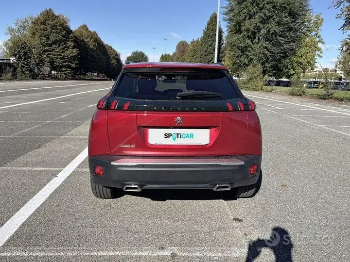 Peugeot 2008 2021 photo 4
