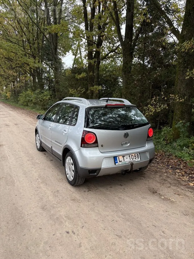 Volkswagen Polo 2006 photo 3