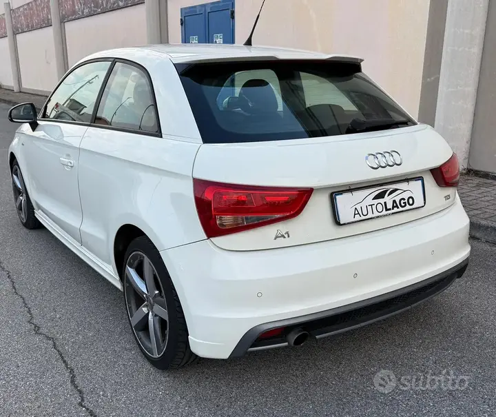 Audi A1 2011 photo 5