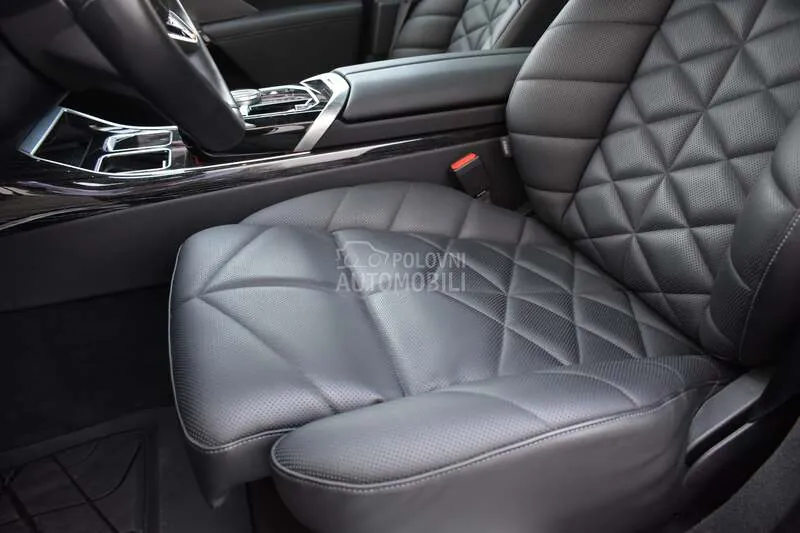 BMW 740 2023 photo 5