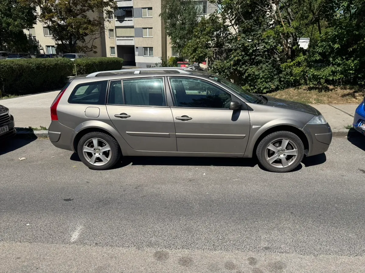 Renault Megane 2009 photo 3