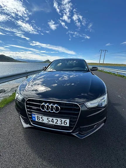 Audi A5 2013 photo 2
