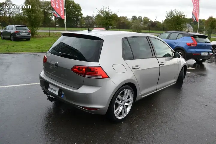 Volkswagen Golf 2013 photo 4