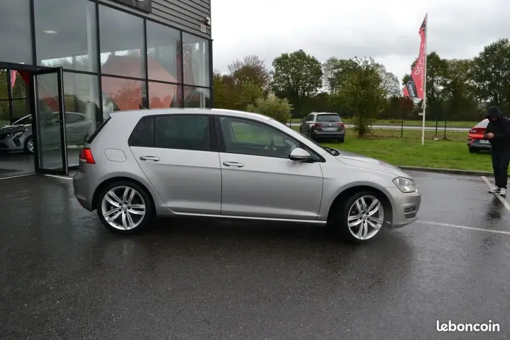 Volkswagen Golf 2013 photo 3