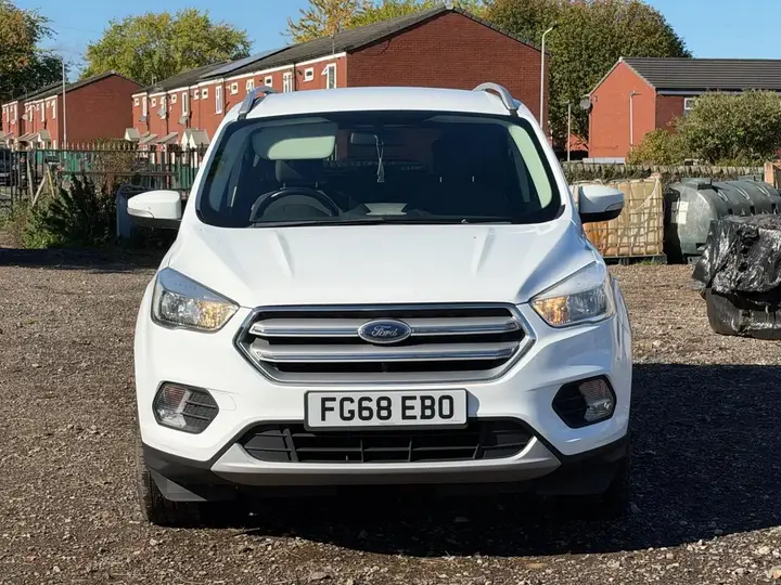 Ford Kuga 2018 photo 2