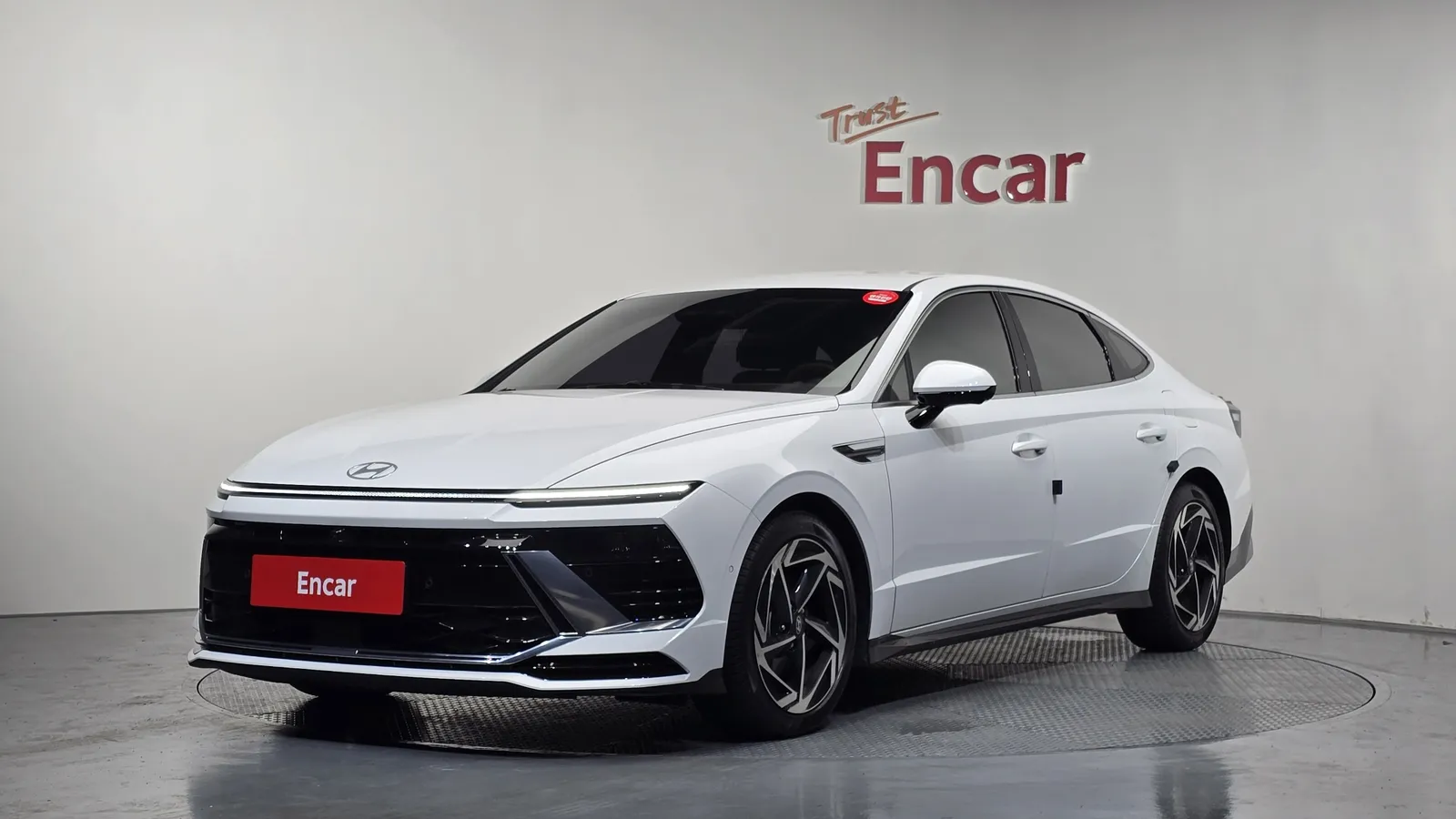 Hyundai Sonata Dn8