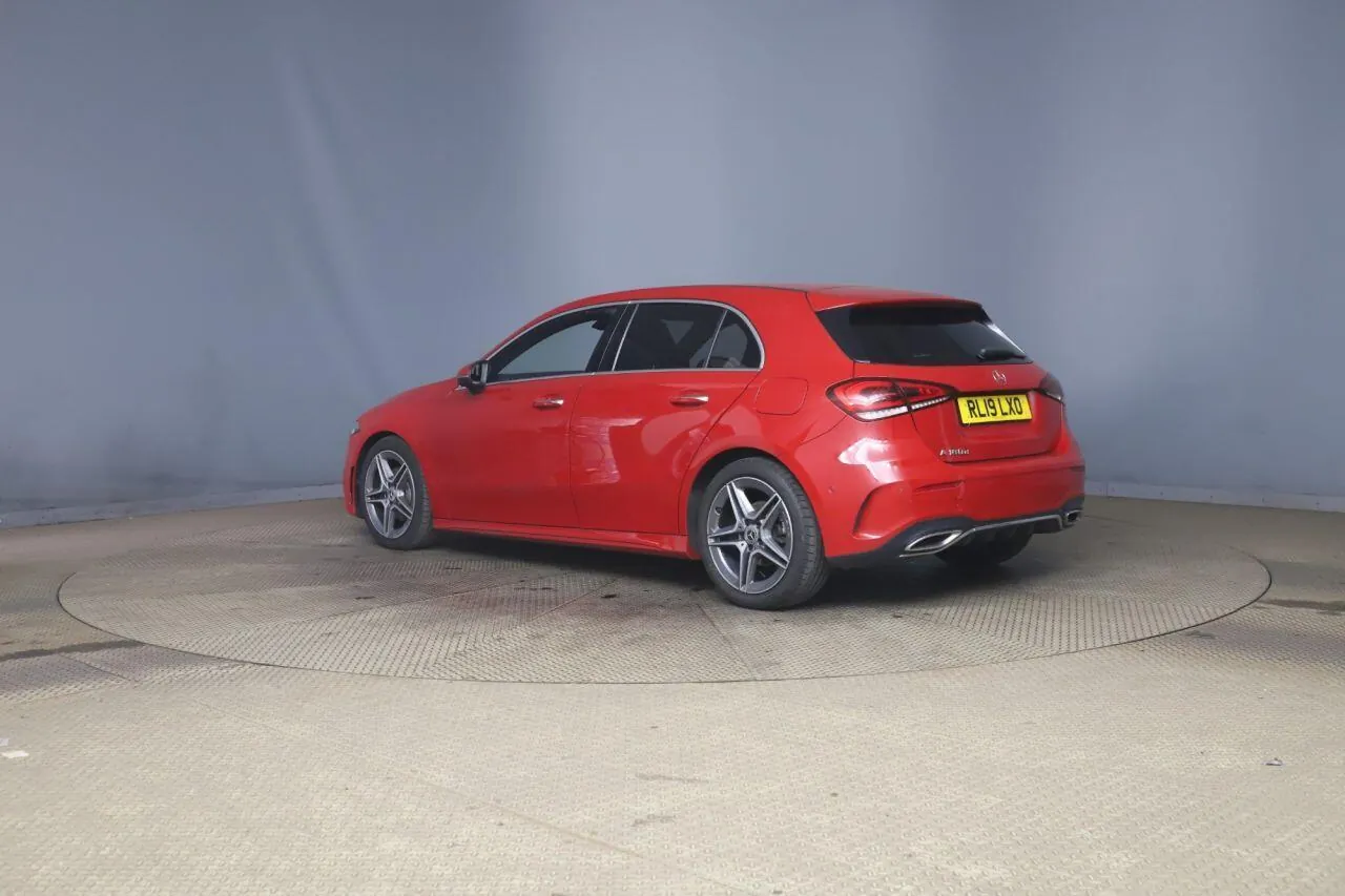 Mercedes-Benz A-Class 2019 photo 2