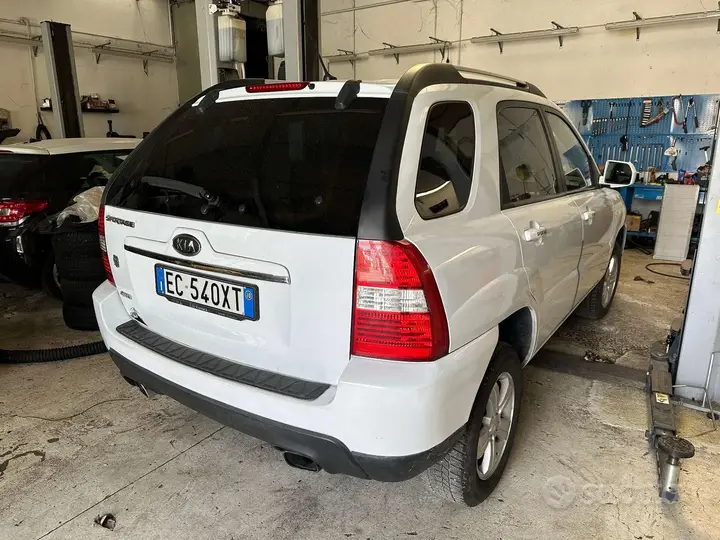 Kia Sportage 2010 photo 4