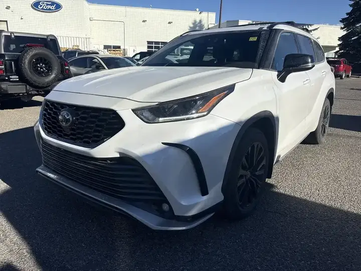 Toyota Highlander 2023 photo 5