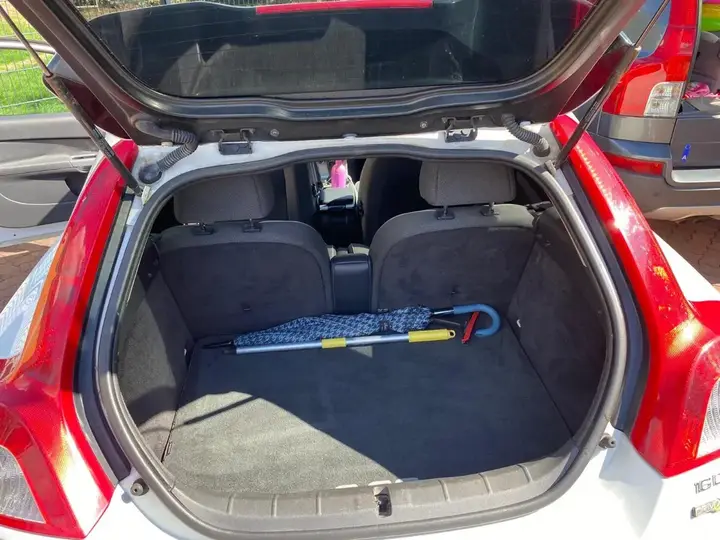Volvo C30 2009 photo 3