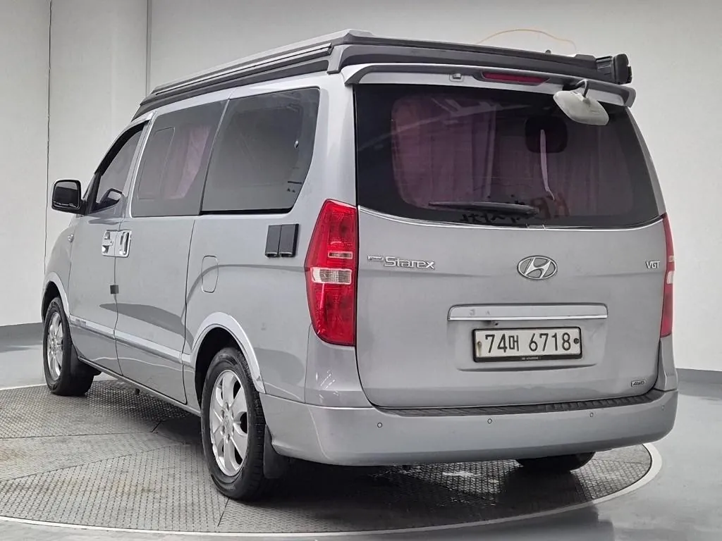Hyundai Grand Starex 2015 photo 2