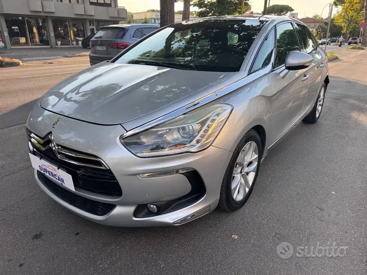 DS Automobiles Ds 5 2014 photo 3