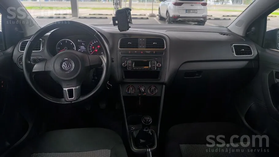 Volkswagen Polo 2013 photo 4