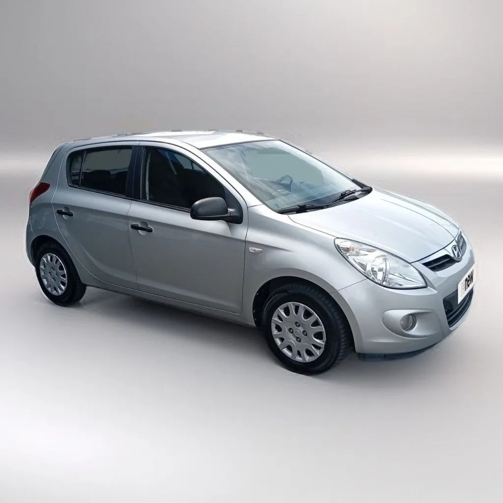 Hyundai I20 2011 photo 2