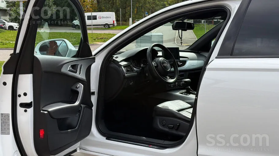 Audi A6 2011 photo 4