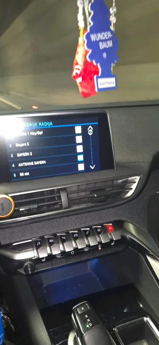 Peugeot 5008 2019 photo 3