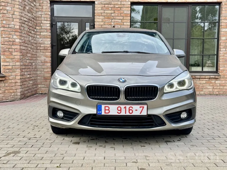 BMW 218 2015 photo 3