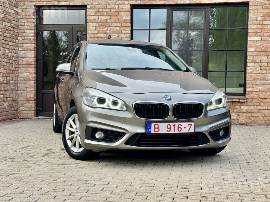 BMW 218 2015 photo 2