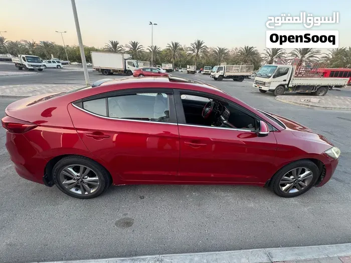 Hyundai Elantra 2018 photo 3