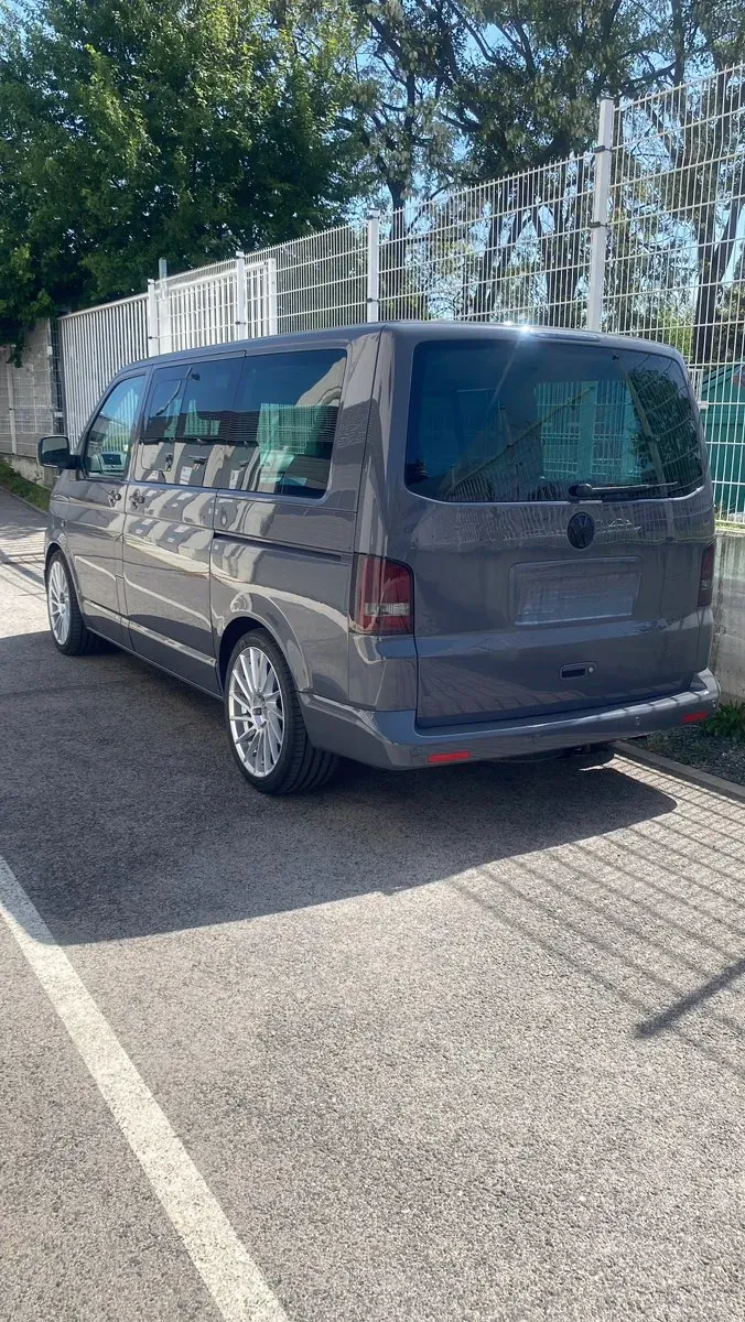Volkswagen Multivan 2008 photo 2