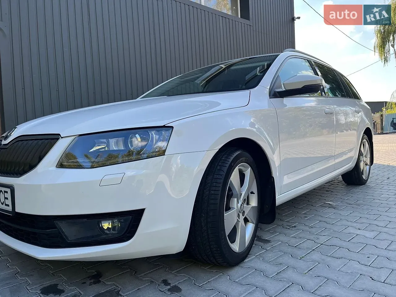 Skoda Octavia 2016 photo 2