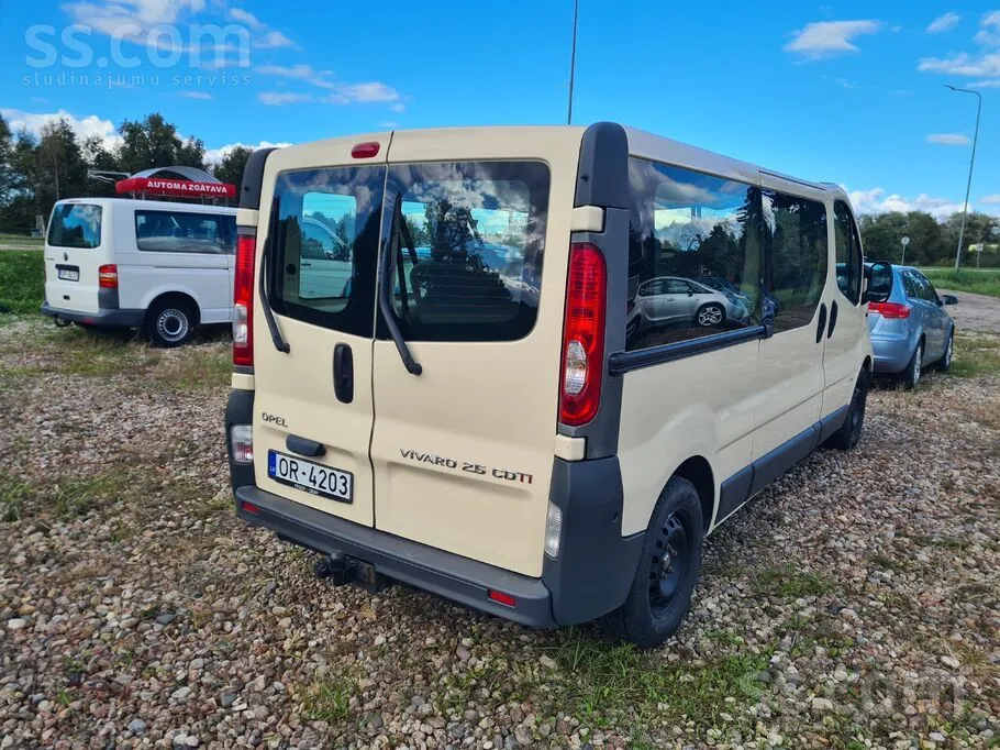 Opel Vivaro 2007 photo 3