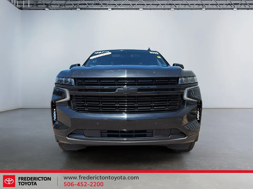 Chevrolet Tahoe 2023 photo 2
