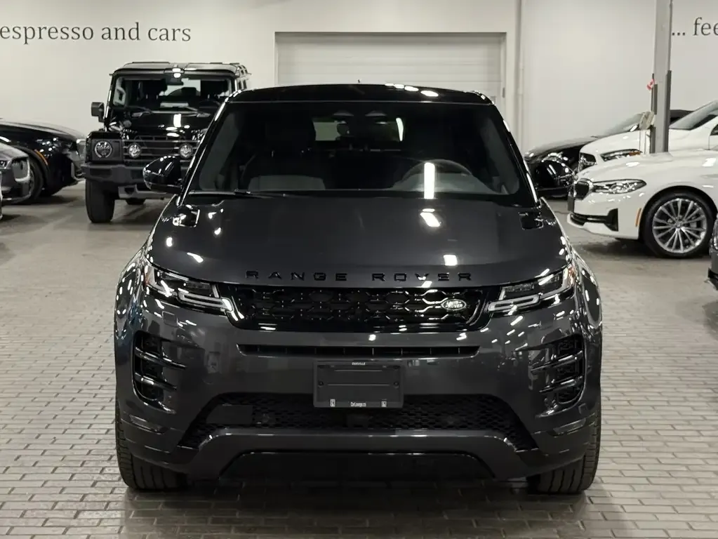 Land Rover Range Rover Evoque 2023 photo 2