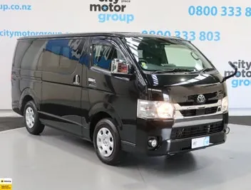 Toyota Hiace 2020 photo 2