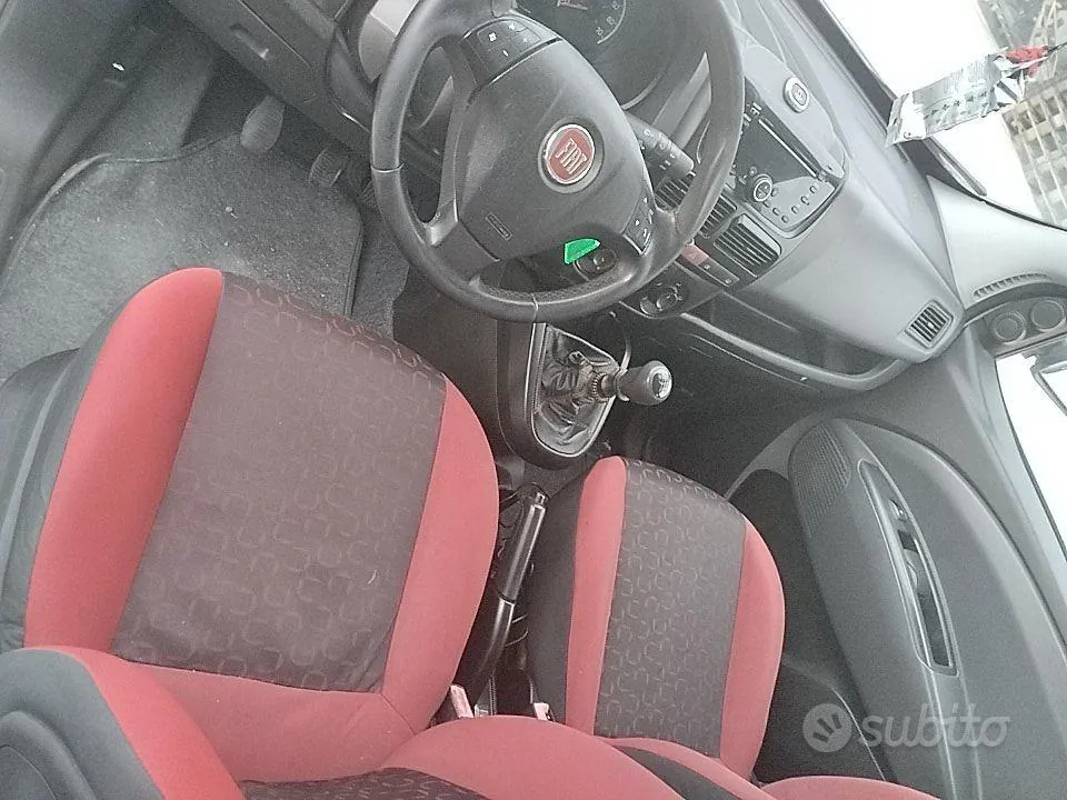 Fiat Doblò 2012 photo 3