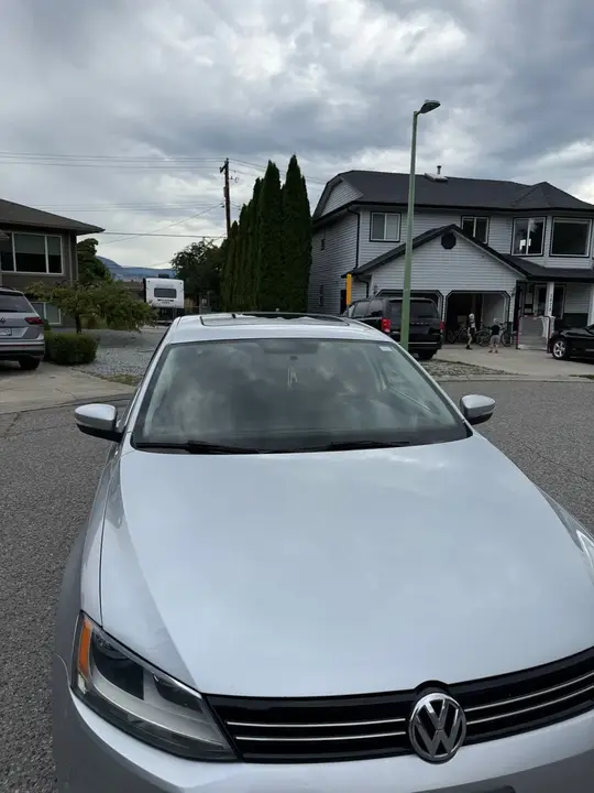 Volkswagen Jetta 2012 photo 3