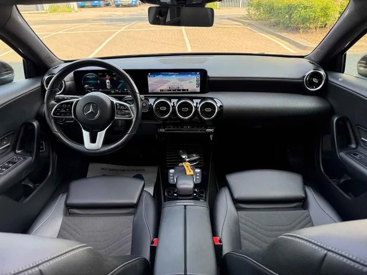 Mercedes-Benz A-Class 2020 photo 3
