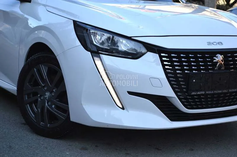 Peugeot 208 2020 photo 3