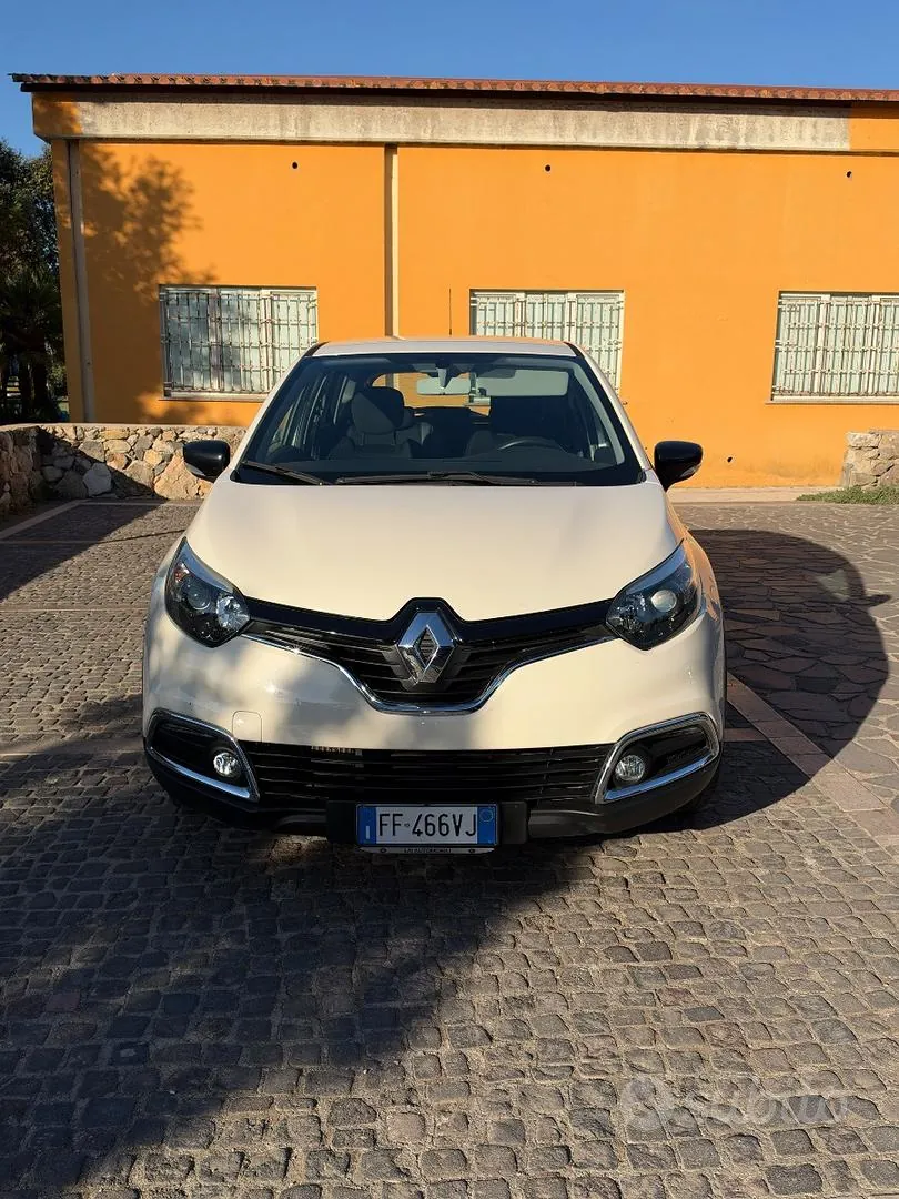 Renault Captur 2017 photo 2