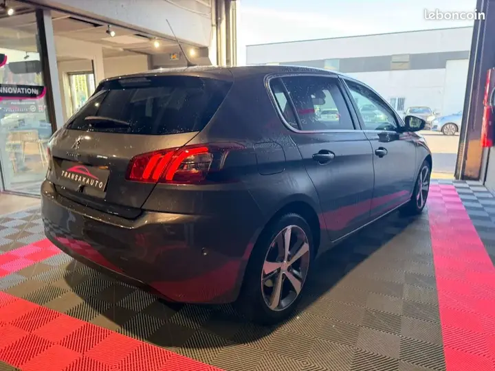 Peugeot 308 2018 photo 5