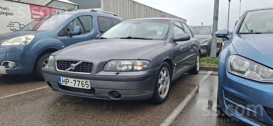 Volvo S60 2002 photo 2