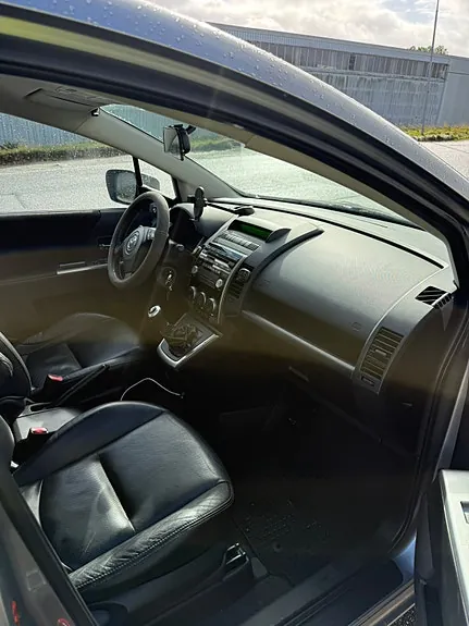Mazda 5 2009 photo 5