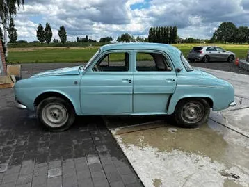 Renault Dauphine photo 3