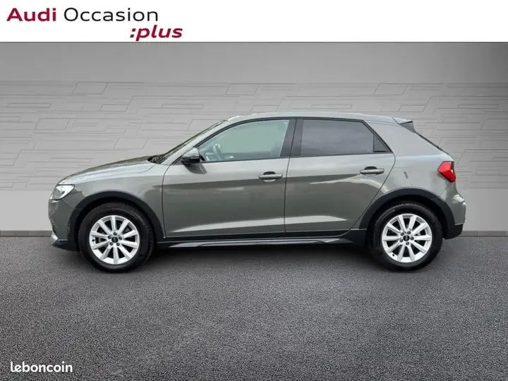 Audi A1 2023 photo 2