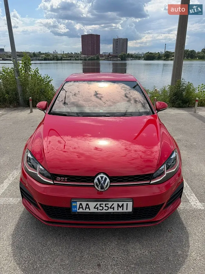 Volkswagen Golf 2019 photo 4