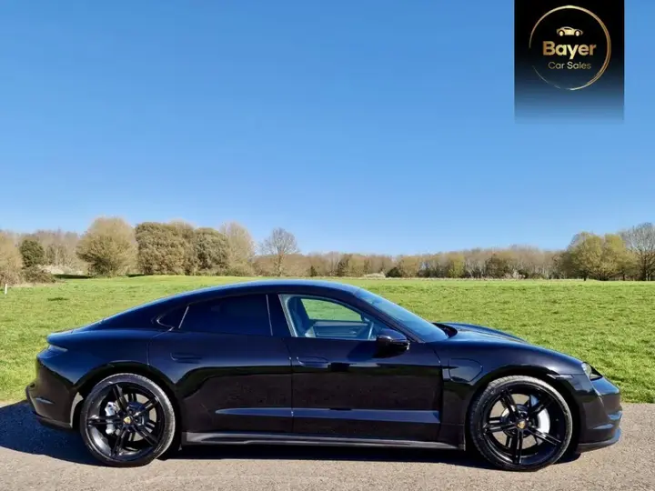 Porsche Taycan 2021 photo 3