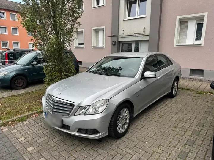 Mercedes-Benz E 220 Cdi