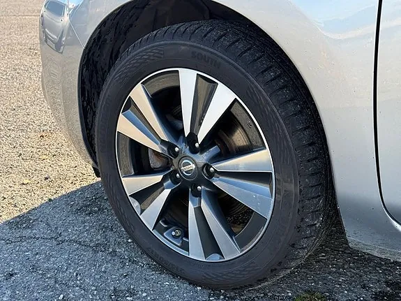 Nissan Leaf 2015 photo 5