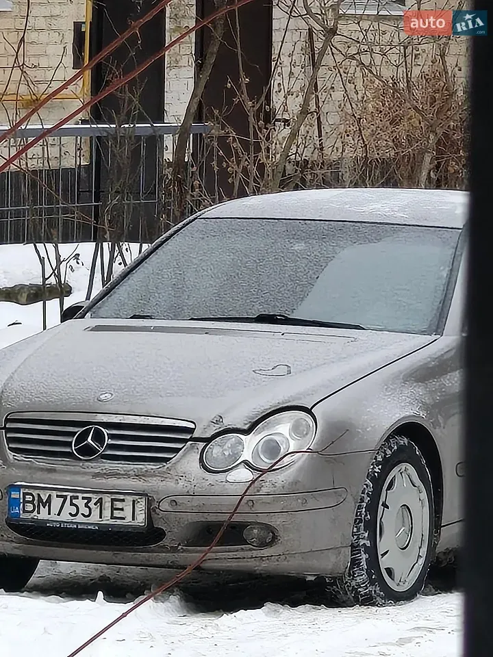 Mercedes-Benz C-Class 2003 photo 4
