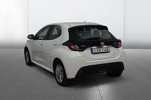 Toyota Yaris 2023 photo 5