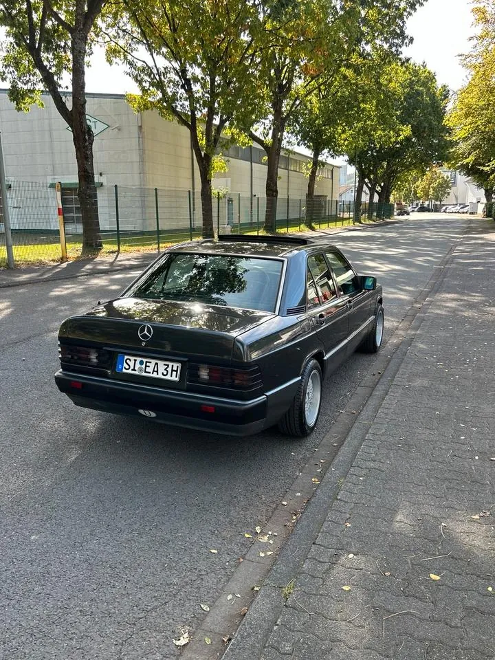 Mercedes-Benz W201
