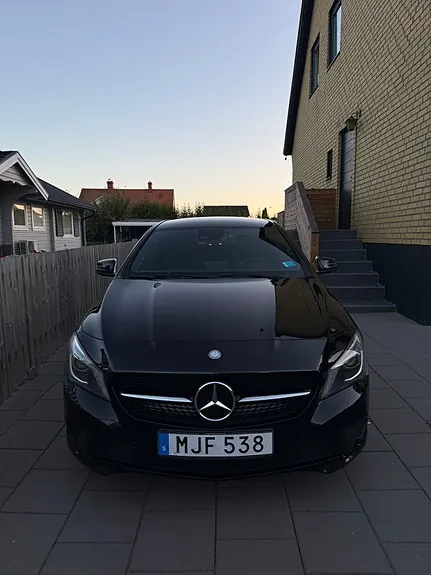 Mercedes-Benz Cla220