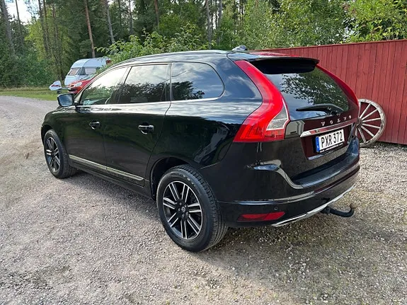 Volvo Xc60 2017 photo 3