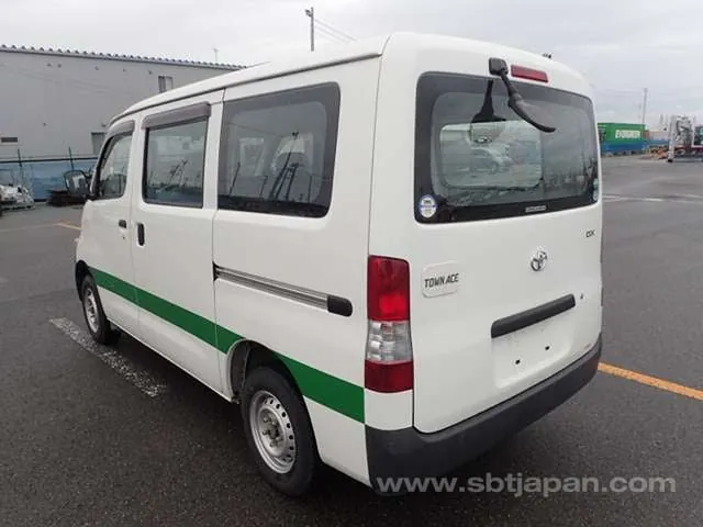Toyota Townace 2018 photo 3
