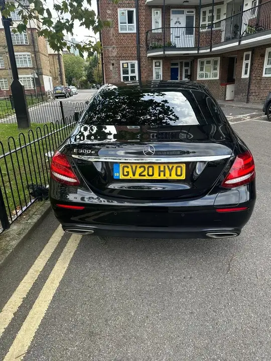 Mercedes-Benz E-Class 2020 photo 2